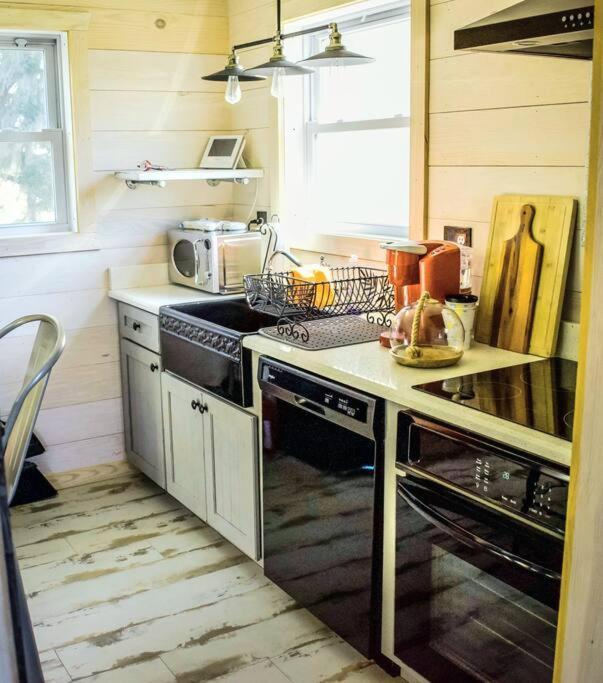 Secluded Tiny House By The Marsh With Hunting Island Beach Pass Frogmore Ngoại thất bức ảnh